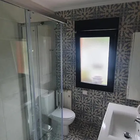 Coqueto Al Lado De Cangas De Onis *